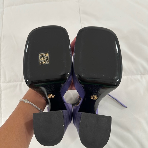 Versace Aevitas Platform - Picture 3 of 3